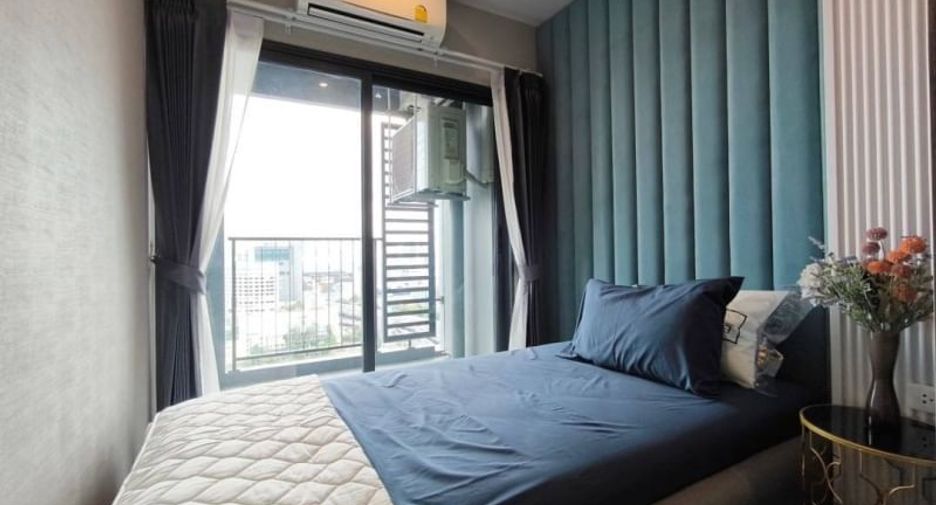 Condo en alquiler de 2 habitaciones en Huai Khwang, Bangkok