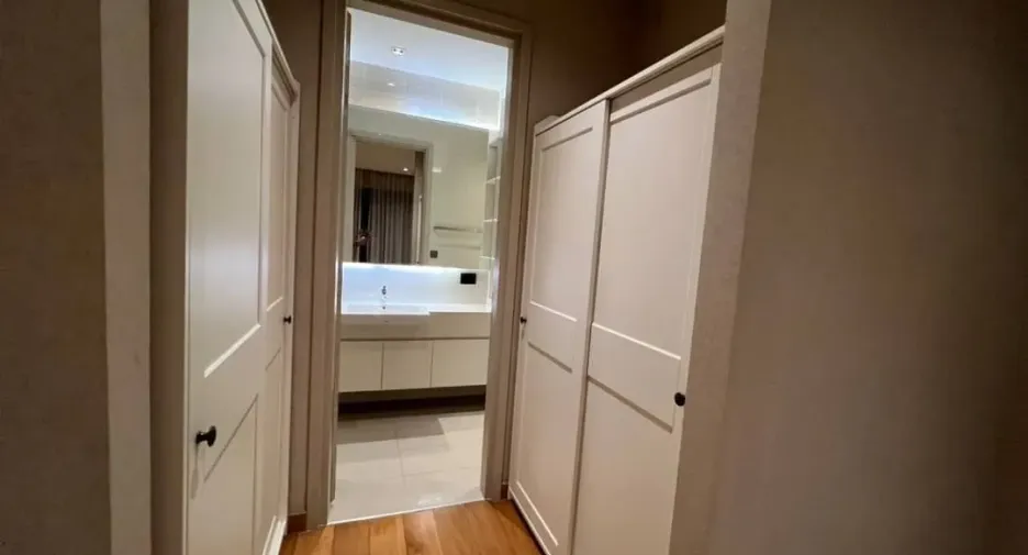Haus zur Miete mit 4 Zimmer in Huai Khwang, Bangkok