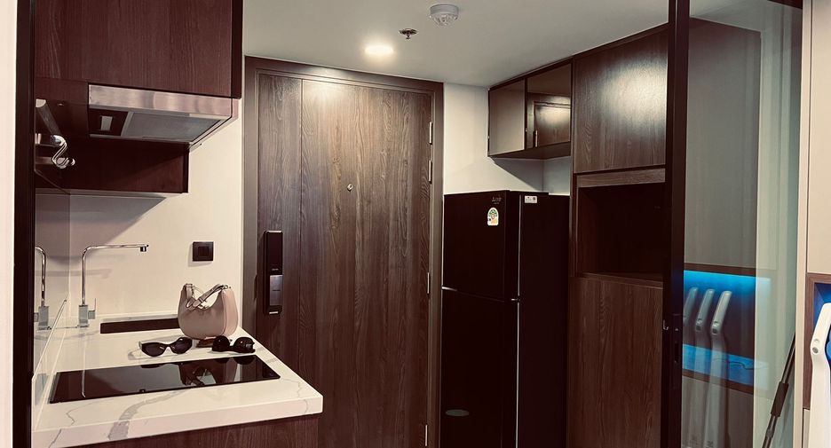 Wohnung zur Miete mit 1 Zimmer in Watthana, Bangkok