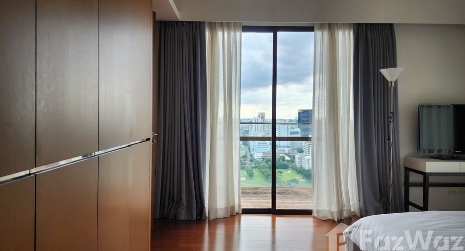 Wohnung zur Miete mit 2 Zimmer in Pathum Wan, Bangkok