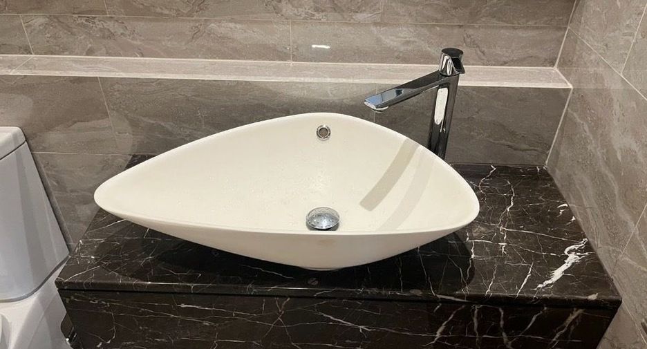 For rent 1 bed condo in Huai Khwang, Bangkok