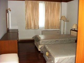 For rent 3 bedrooms condo in Pathum Wan, Bangkok