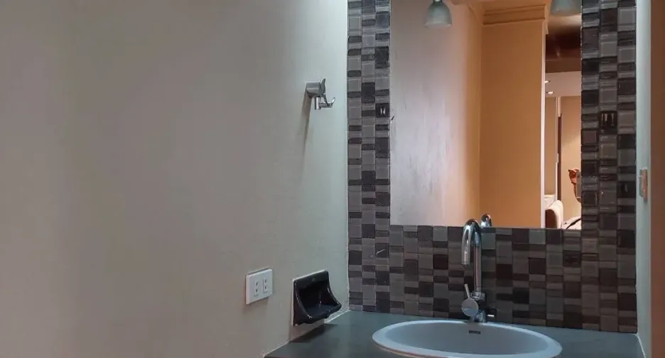 For rent 2 bedrooms apartment in Watthana, Bangkok