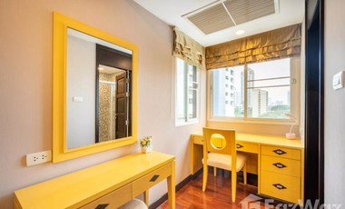 For rent 3 bedrooms apartment in Watthana, Bangkok