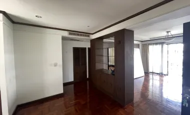 For rent 2 bedrooms condo in Pathum Wan, Bangkok