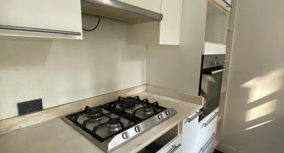 For rent 4 bedrooms townhouse in Watthana, Bangkok