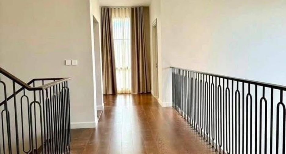 For rent 5 bedrooms house in Saphan Sung, Bangkok