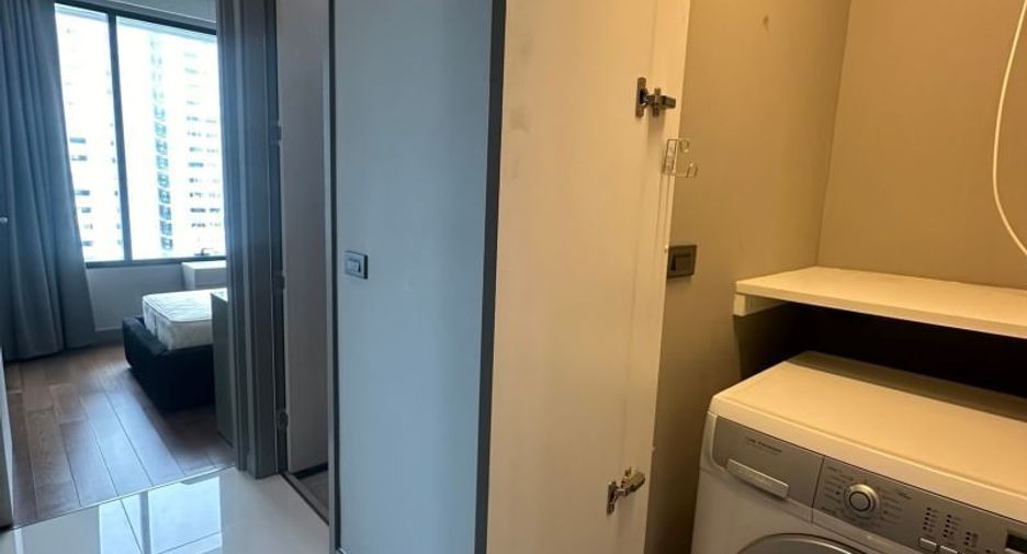 Wohnung zur Miete mit 2 Zimmer in Bang Rak, Bangkok