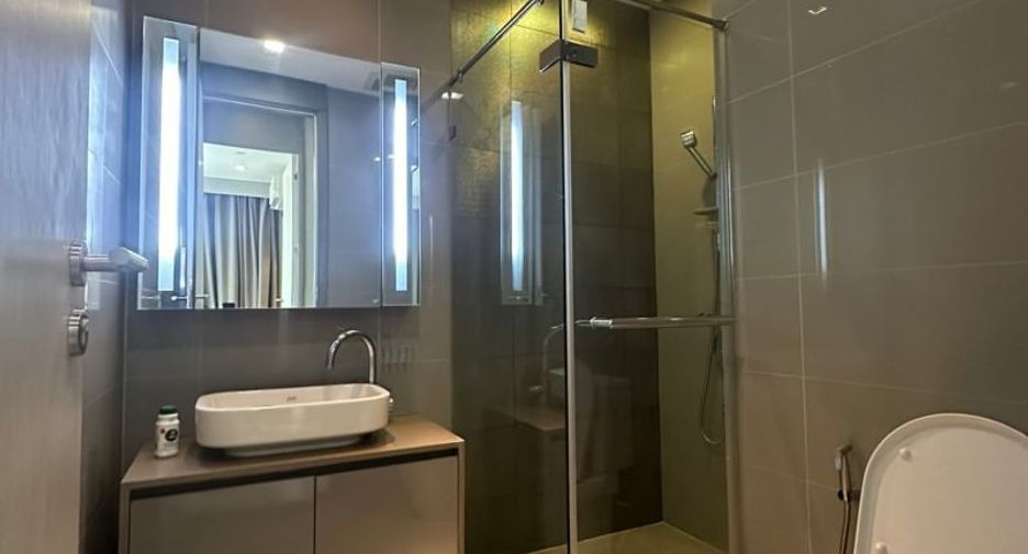 Wohnung zur Miete mit 2 Zimmer in Bang Rak, Bangkok