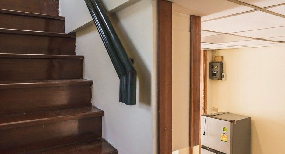 For rent 2 bedrooms townhouse in Bang Na, Bangkok