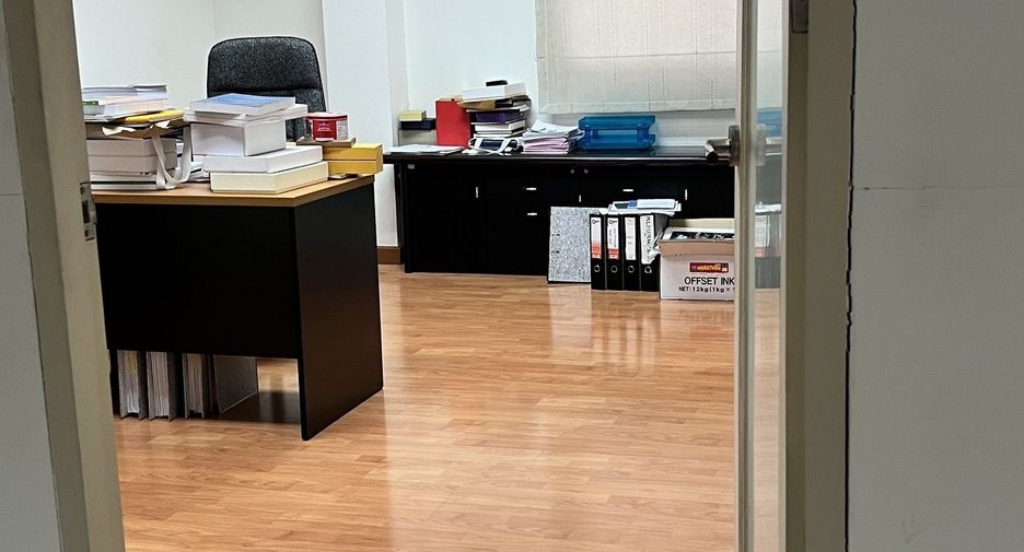 For rent studio house in Bang Na, Bangkok