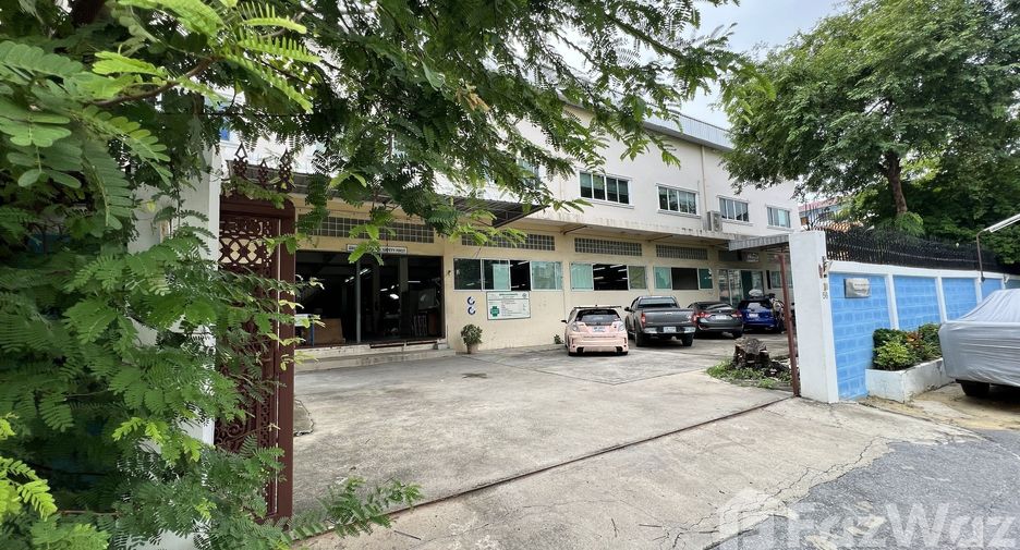 For rent studio house in Bang Na, Bangkok