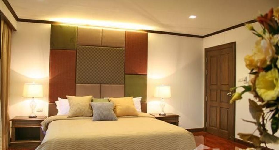Wohnung zur Miete mit 3 Zimmer in Khlong Toei, Bangkok