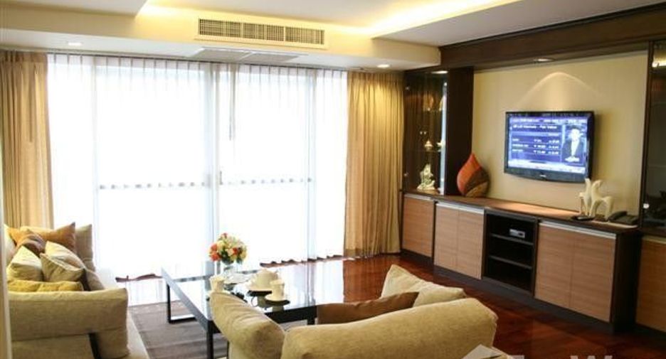 Wohnung zur Miete mit 3 Zimmer in Khlong Toei, Bangkok