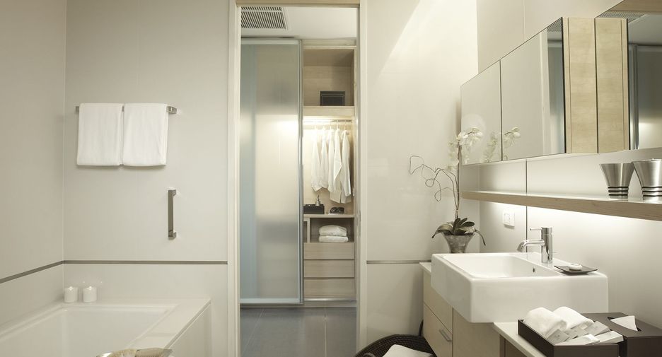For rent 1 bed apartment in Watthana, Bangkok