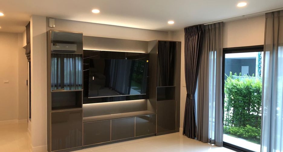 For rent 4 bedrooms house in Don Mueang, Bangkok