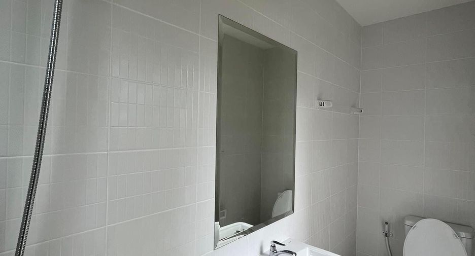 For rent 4 bedrooms house in Don Mueang, Bangkok