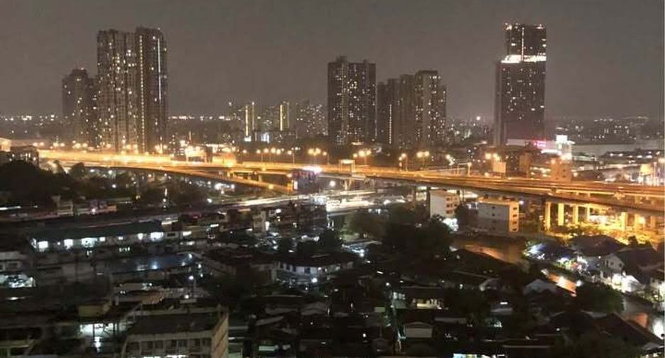 For rent 1 bed condo in Khlong Toei, Bangkok