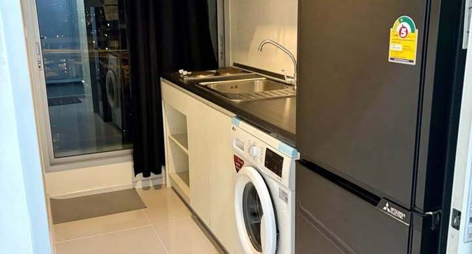 For rent 1 bed condo in Khlong Toei, Bangkok