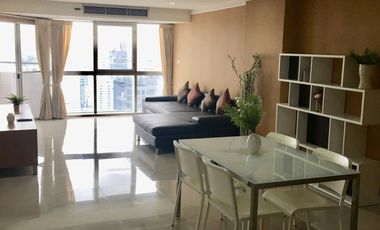 Condo en alquiler de 3 habitaciones en Khlong Toei, Bangkok