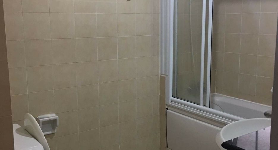 Аренда 3 спальни кондо в Кхлонг Тоеи, Бангкок