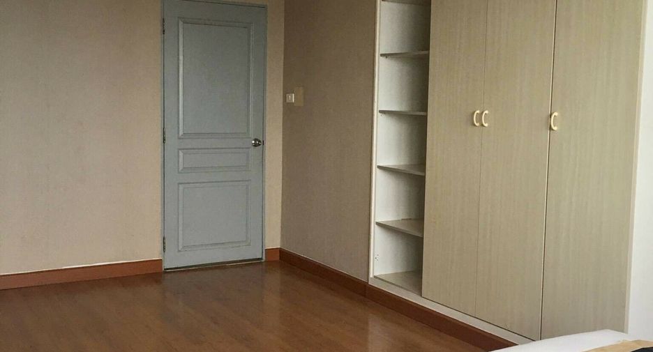 Аренда 3 спальни кондо в Кхлонг Тоеи, Бангкок