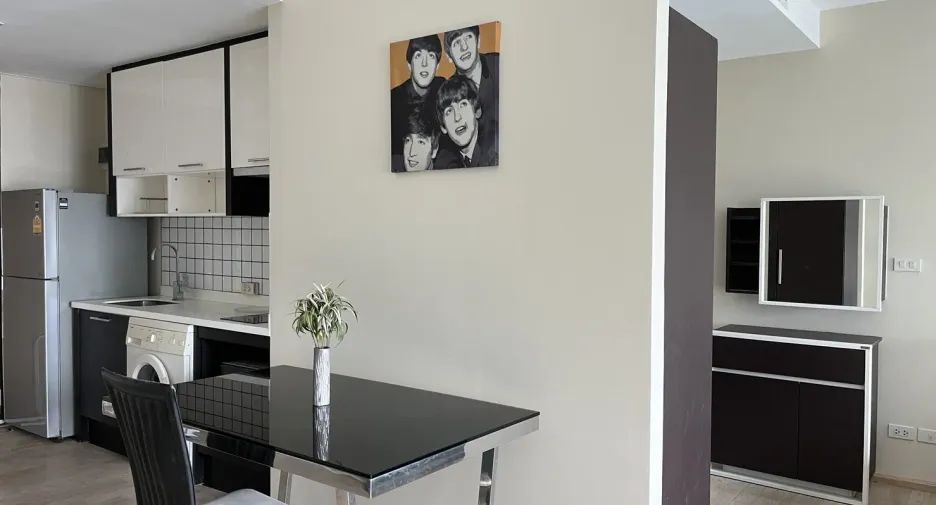 For rent studio condo in Khlong Toei, Bangkok