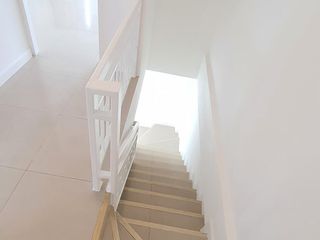 Casa adosada en alquiler de 4 habitaciones en Sai Mai, Bangkok