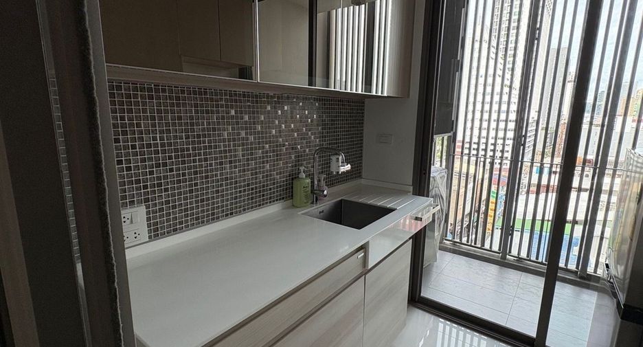 For rent 1 Beds condo in Khlong San, Bangkok