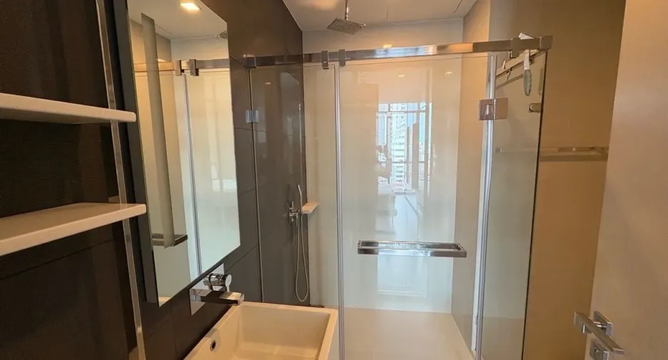 For rent 1 Beds condo in Khlong San, Bangkok