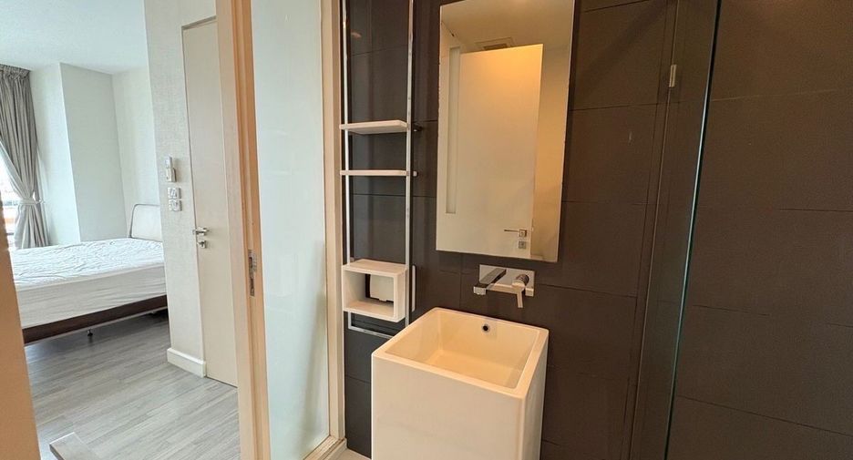 For rent 1 Beds condo in Khlong San, Bangkok