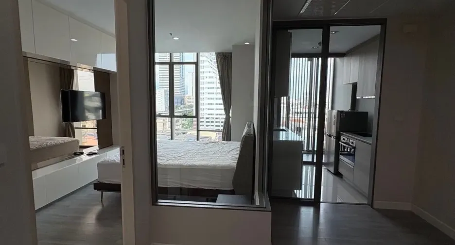 For rent 1 Beds condo in Khlong San, Bangkok