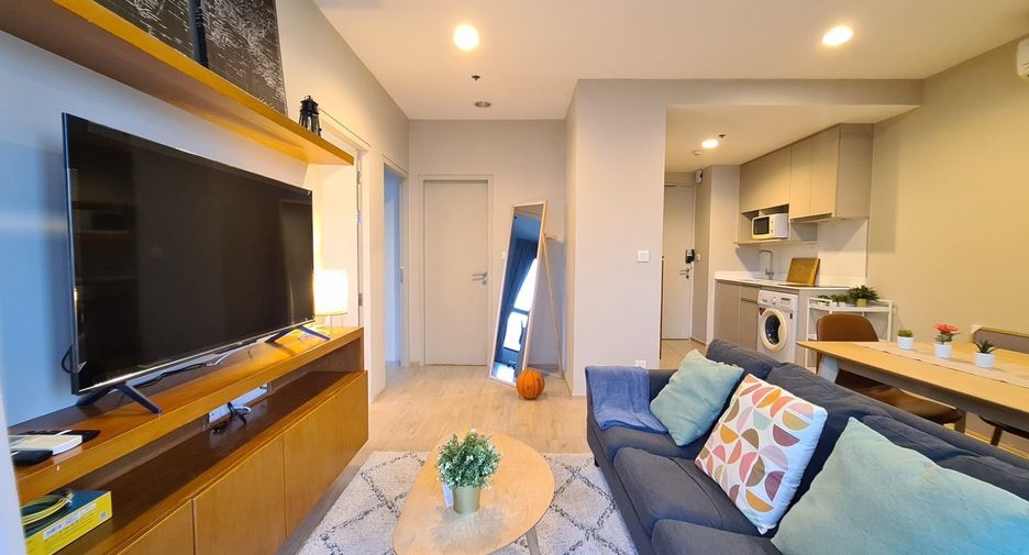 For rent 2 bedrooms condo in Ratchathewi, Bangkok