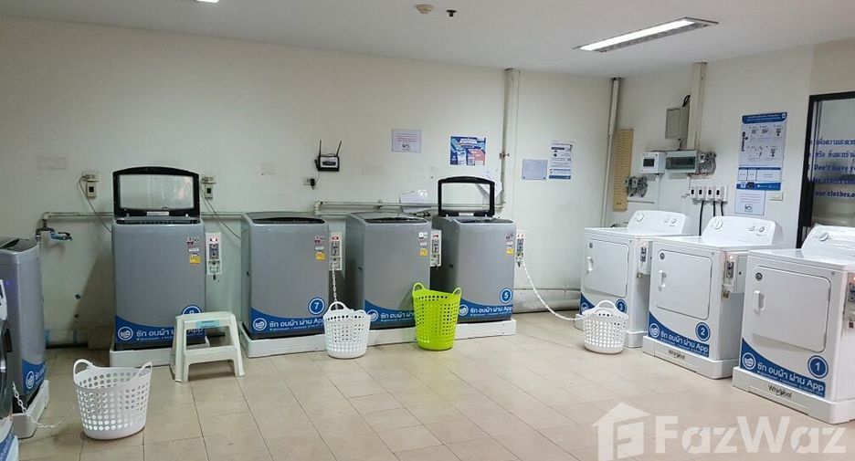 For rent 1 bed condo in Yan Nawa, Bangkok