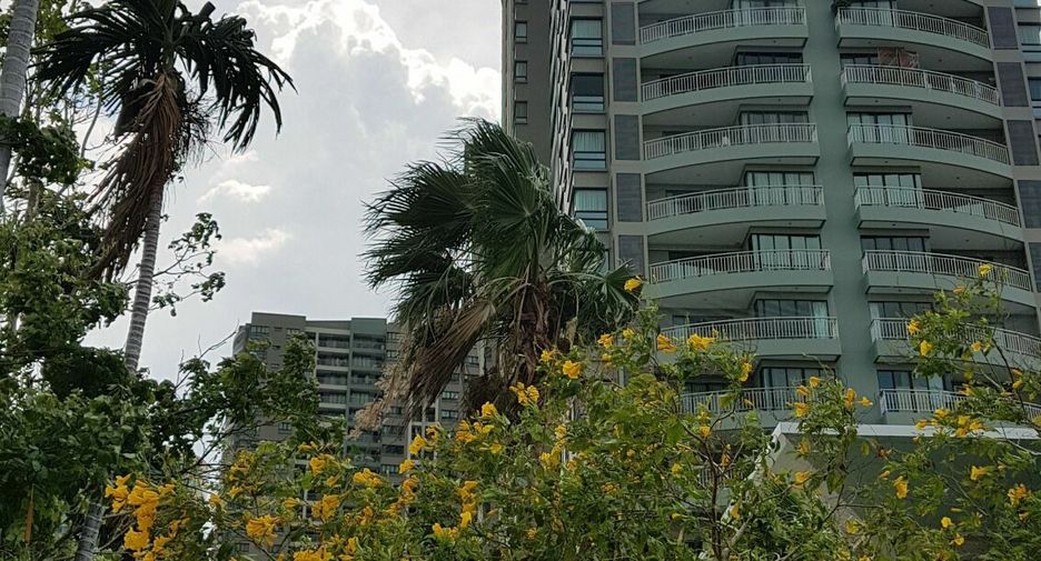 For rent 1 bed condo in Yan Nawa, Bangkok