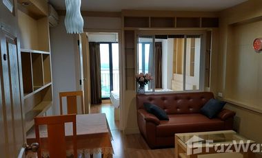 Condo en alquiler de 1 habitaciones en Yan Nawa, Bangkok