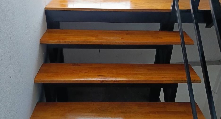 For rent studio townhouse in Watthana, Bangkok
