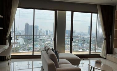 Condo en alquiler de 3 habitaciones en Watthana, Bangkok