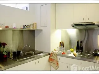 À louer 1 chambre appartement à Bang Rak, Bangkok