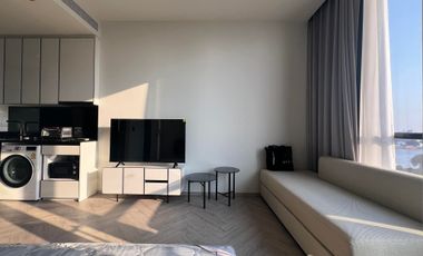 À louer studio condo à Khlong San, Bangkok