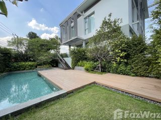 For rent 3 bedrooms house in Huai Khwang, Bangkok