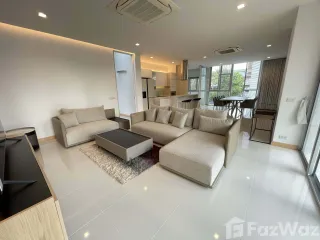 For rent 3 bedrooms house in Huai Khwang, Bangkok