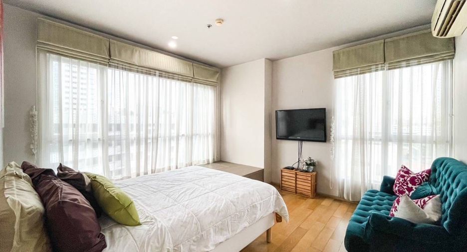 For rent 1 bed condo in Khlong San, Bangkok