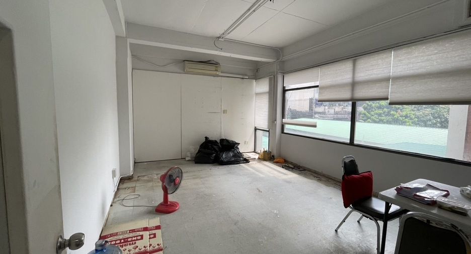 For rent office in Sathon, Bangkok