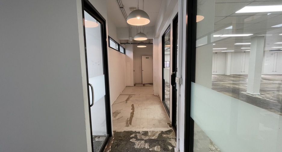 For rent office in Sathon, Bangkok