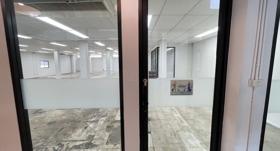 For rent office in Sathon, Bangkok
