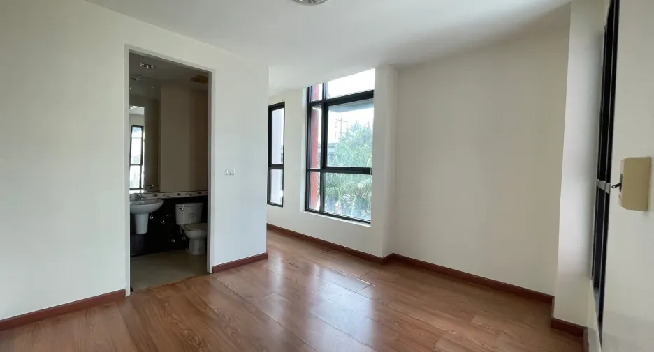 Büro zur Miete in Bang Na, Bangkok