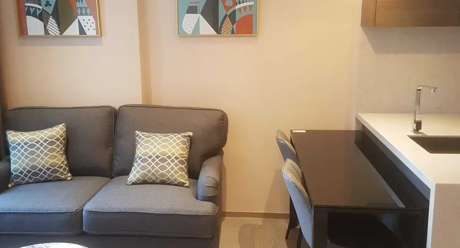 For rent 1 bed condo in Watthana, Bangkok