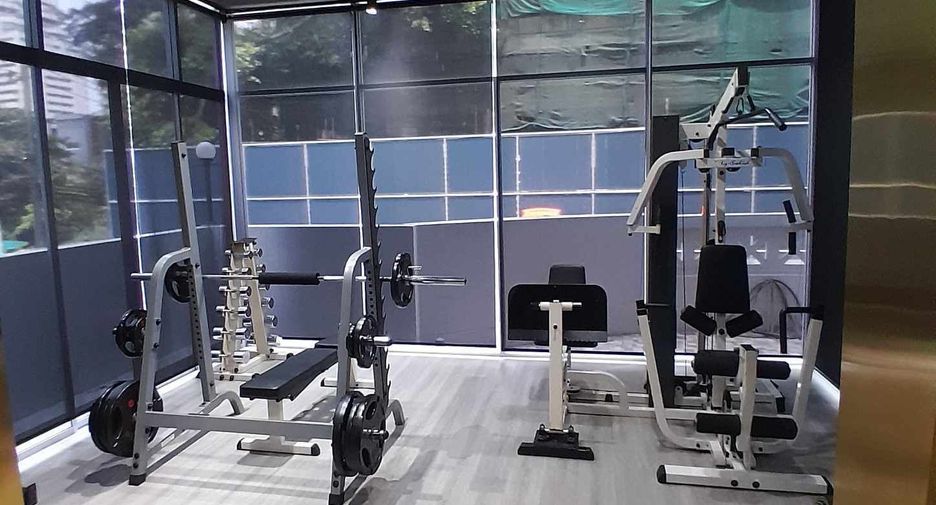 For rent 4 bedrooms condo in Khlong Toei, Bangkok