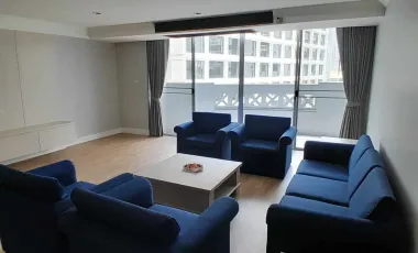 For rent 4 bedrooms condo in Khlong Toei, Bangkok